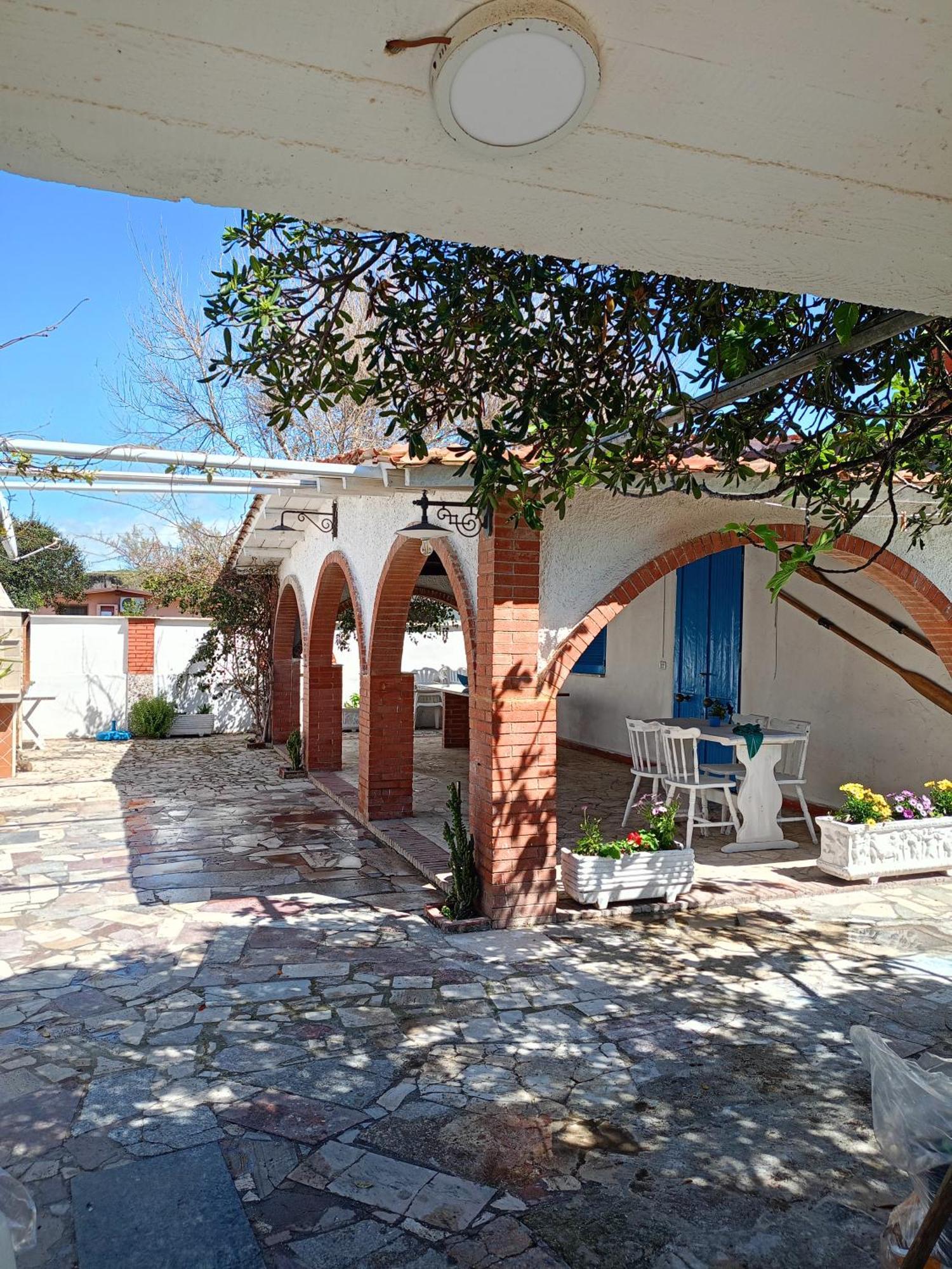 Apartament Blu Angel Lido dei Pini Zewnętrze zdjęcie